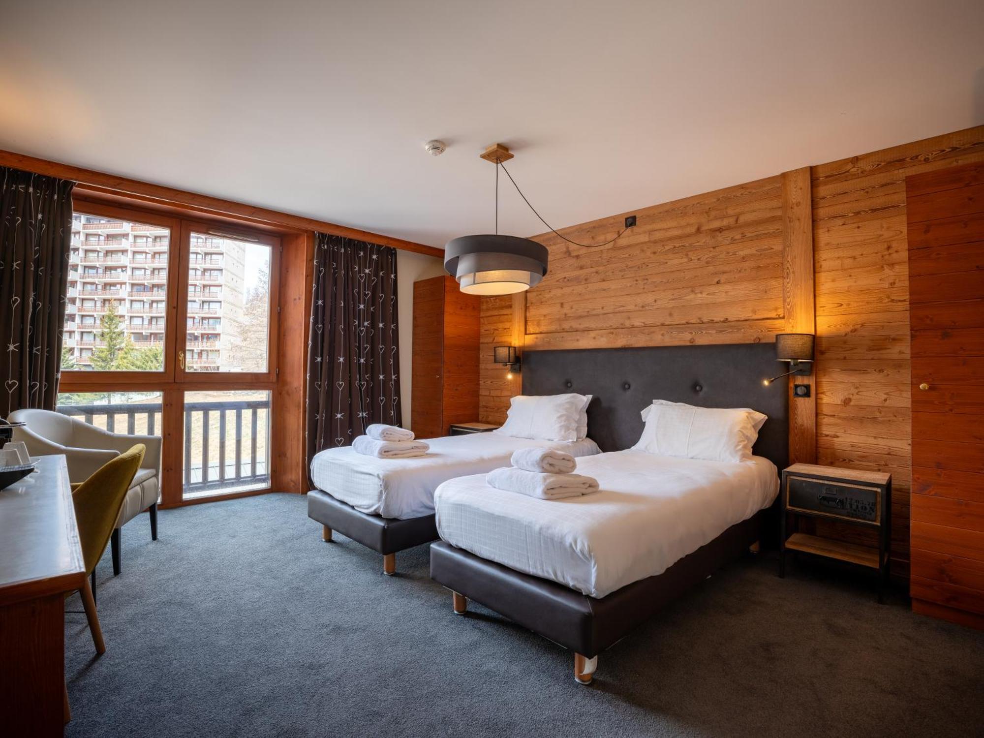 Chalet Hotel Ducs De Savoie Val d'Isere Bagian luar foto